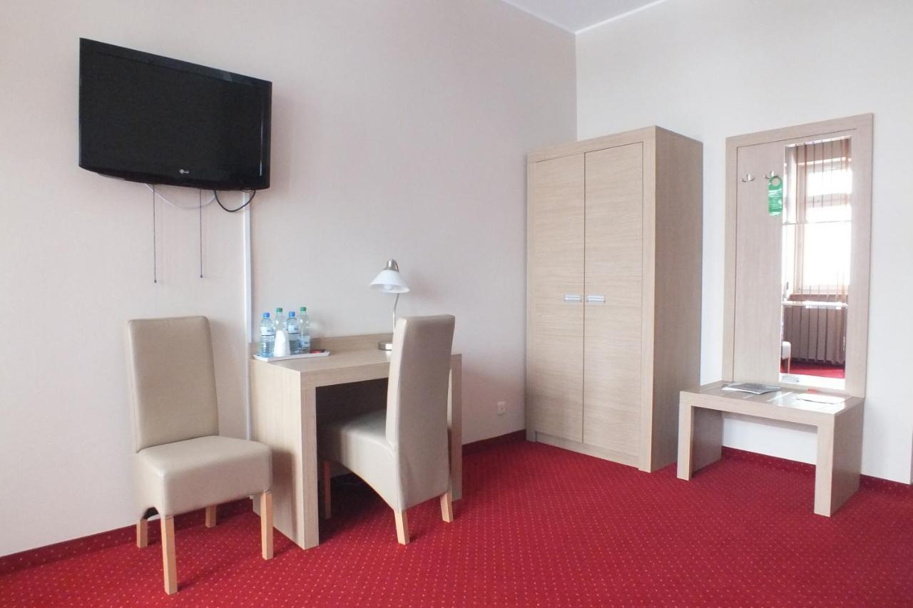 Motel Subaru Varsovia Exterior foto