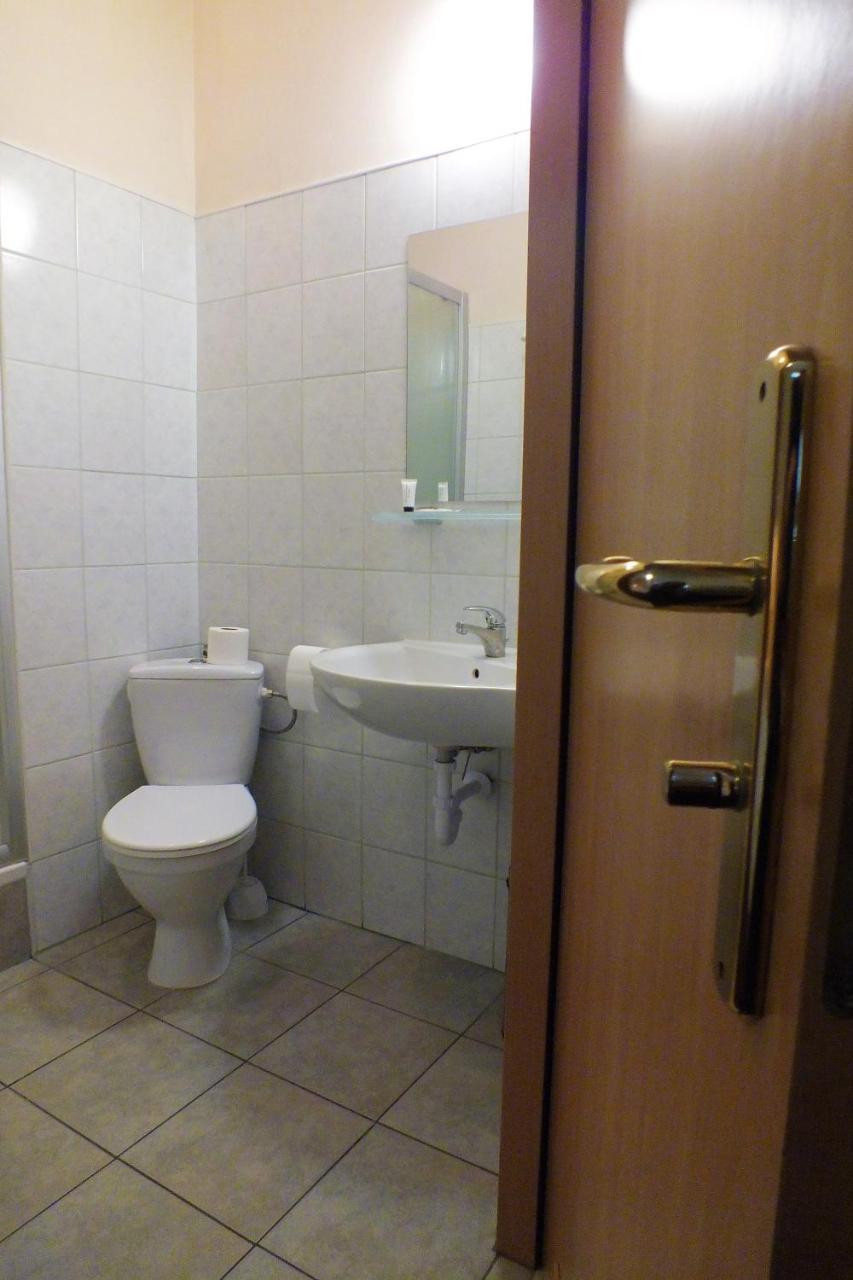 Motel Subaru Varsovia Exterior foto